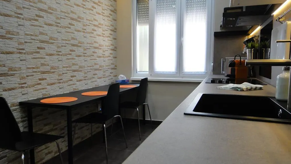 Mgtels Apartman - With Private Parking Budapešť
